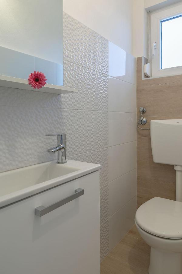 Premium 100M2 Sea View Apartment Ližnjan Dış mekan fotoğraf