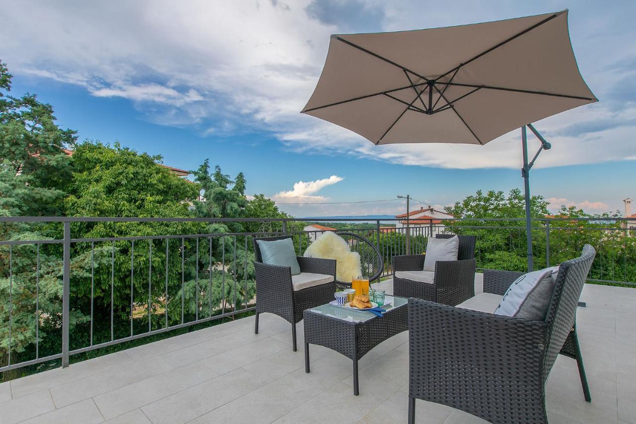 Premium 100M2 Sea View Apartment Ližnjan Dış mekan fotoğraf