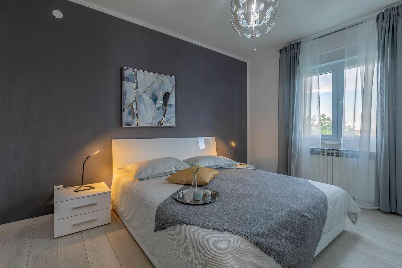 Premium 100M2 Sea View Apartment Ližnjan Dış mekan fotoğraf